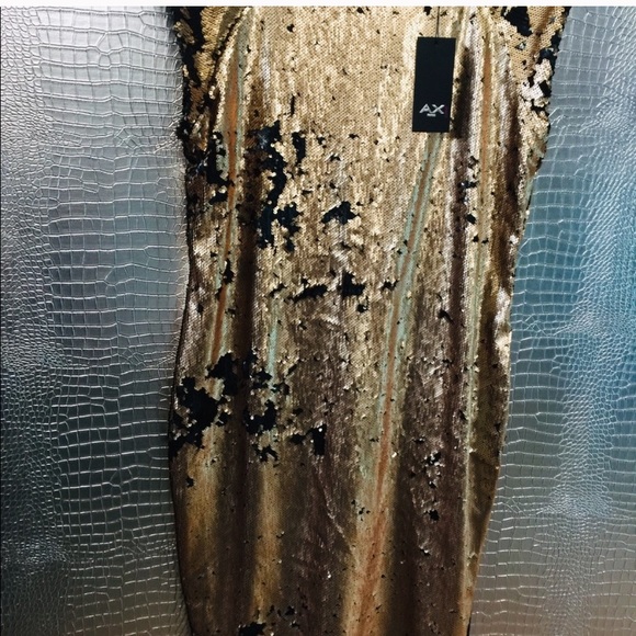 AX Paris Gold Black Sequin Cap Sleeve Midi Dress - Picture 2 of 7